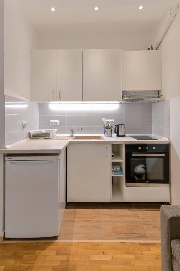 Bright Apartment In The Heart Of The City By Flat Mаnager Sofia Ngoại thất bức ảnh